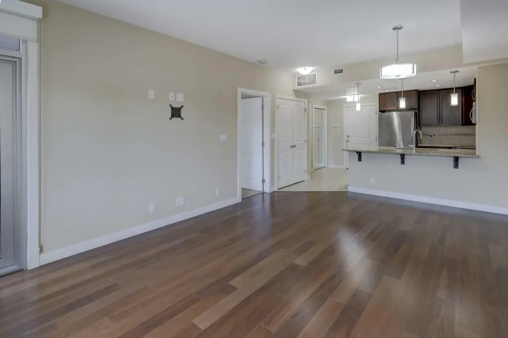 16 Varsity Estates Circle NW Calgary AB T3A 2C5