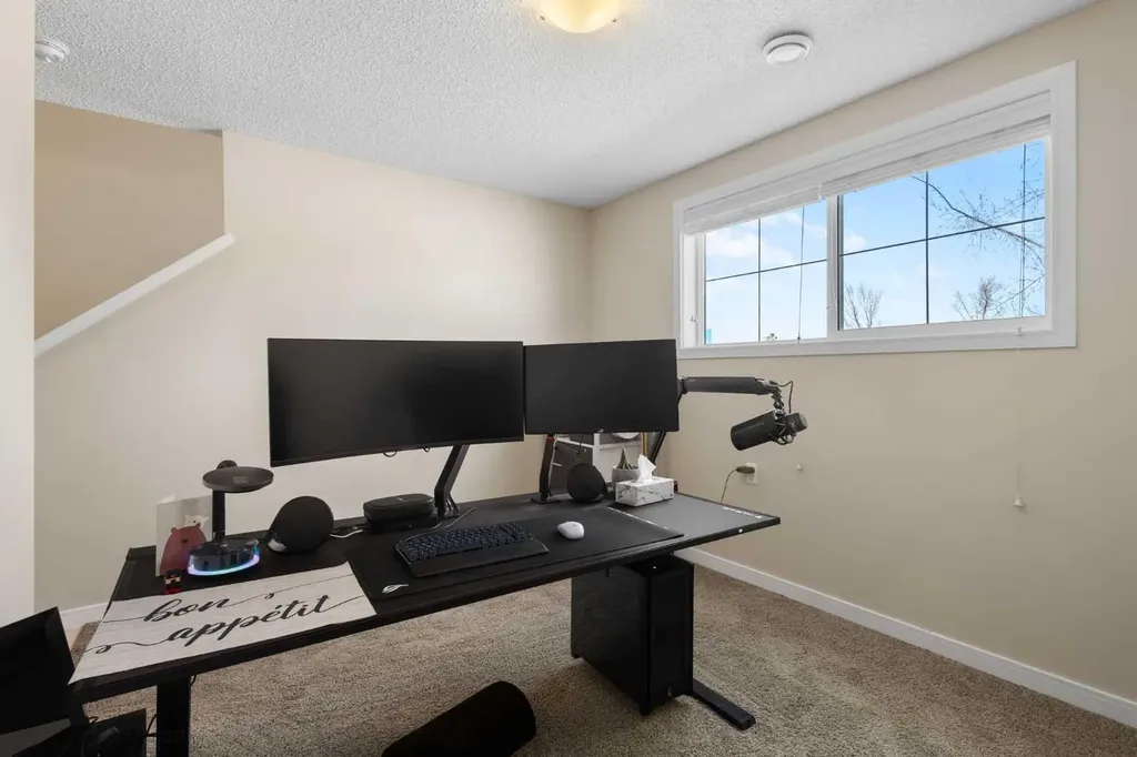 267 Mahogany Way SE Calgary AB T3M 2G6