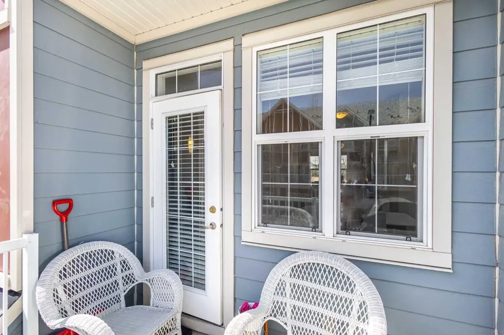 267 Mahogany Way SE Calgary AB T3M 2G6