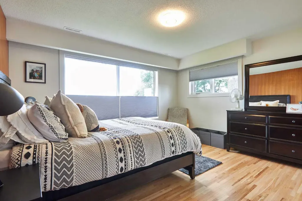 640 Division Avenue NW Medicine Hat AB T1A5Y1