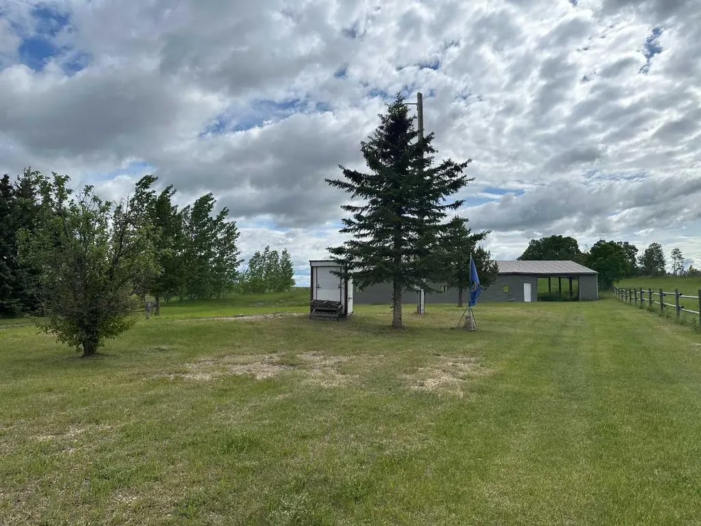 39315-2 Range Road 232.5 Alix AB T0C 0B0
