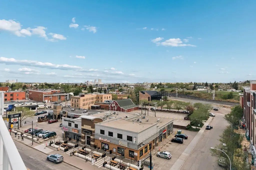 1020 9 Avenue SE Calgary AB T2G 0S7