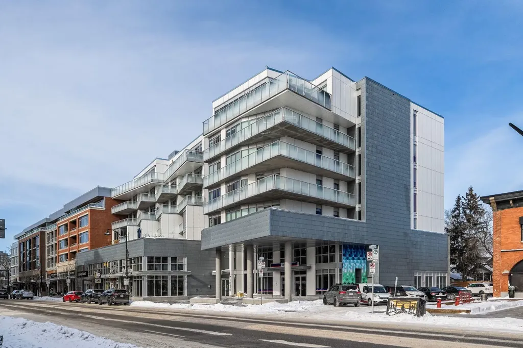 1020 9 Avenue SE Calgary AB T2G 0S7