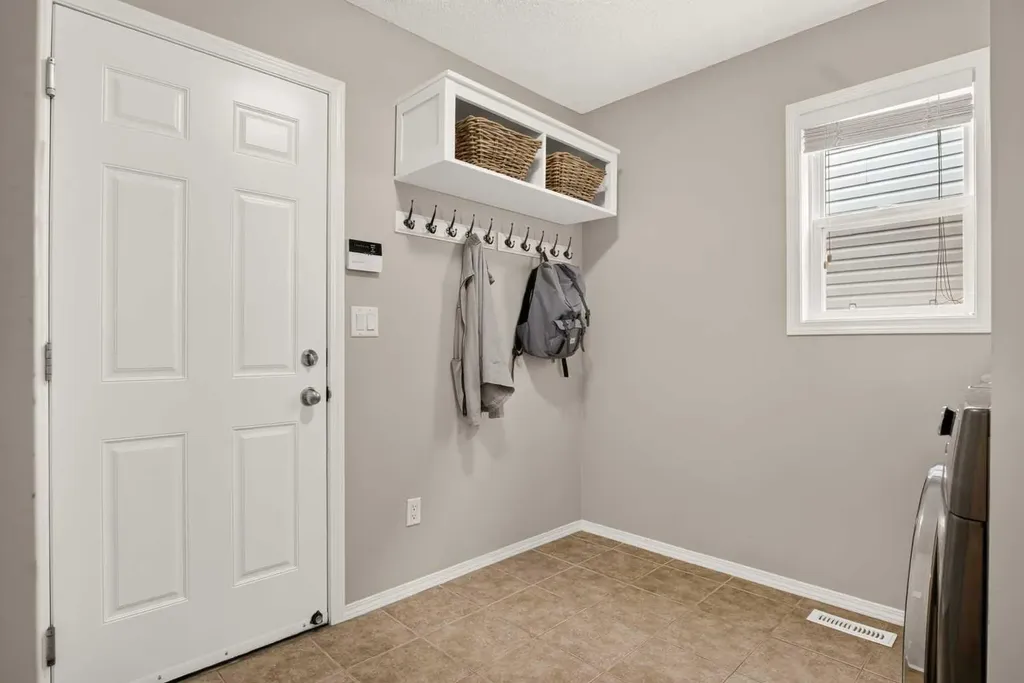 149 Royal Birch Bay NW Calgary AB T3G 5X6