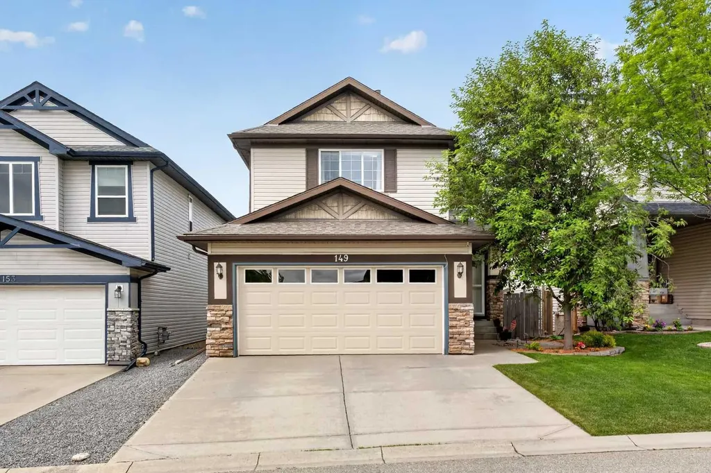 149 Royal Birch Bay NW Calgary AB T3G 5X6