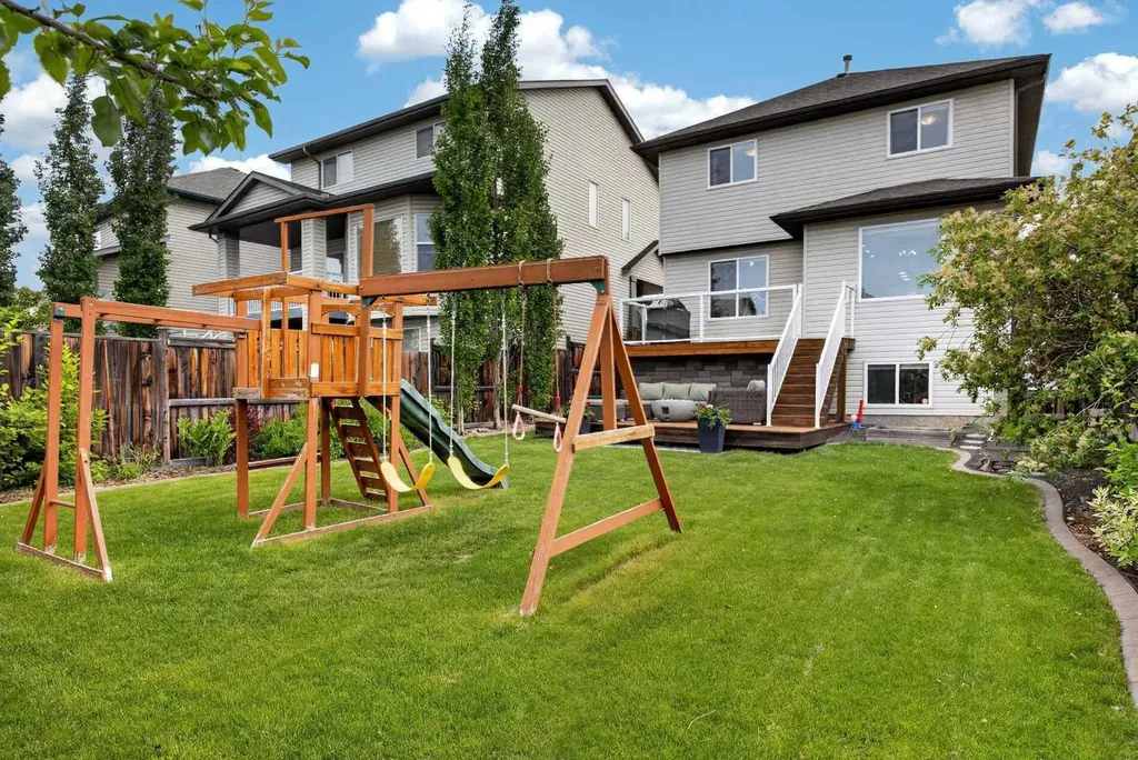 149 Royal Birch Bay NW Calgary AB T3G 5X6