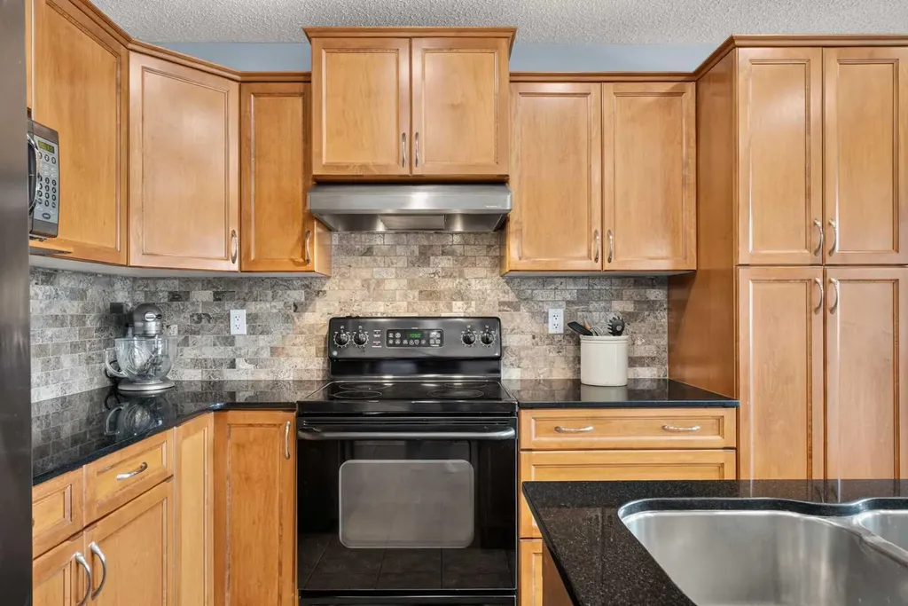 149 Royal Birch Bay NW Calgary AB T3G 5X6