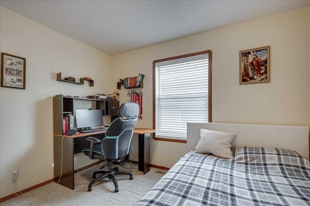 348 Lancaster Drive Red Deer AB T4R 3S4