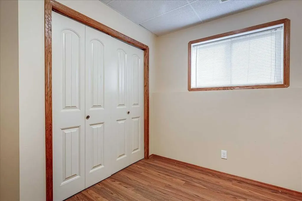 348 Lancaster Drive Red Deer AB T4R 3S4