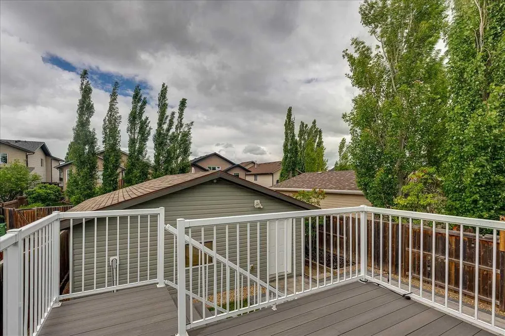 348 Lancaster Drive Red Deer AB T4R 3S4