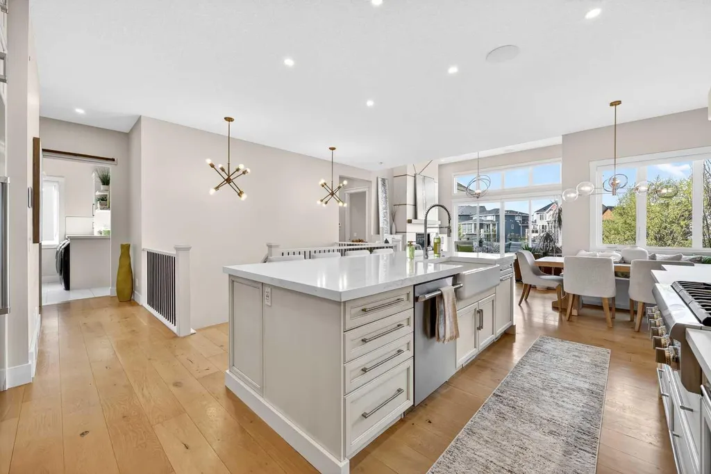 45 Cranbrook Rise SE Calgary AB T3M 2S8