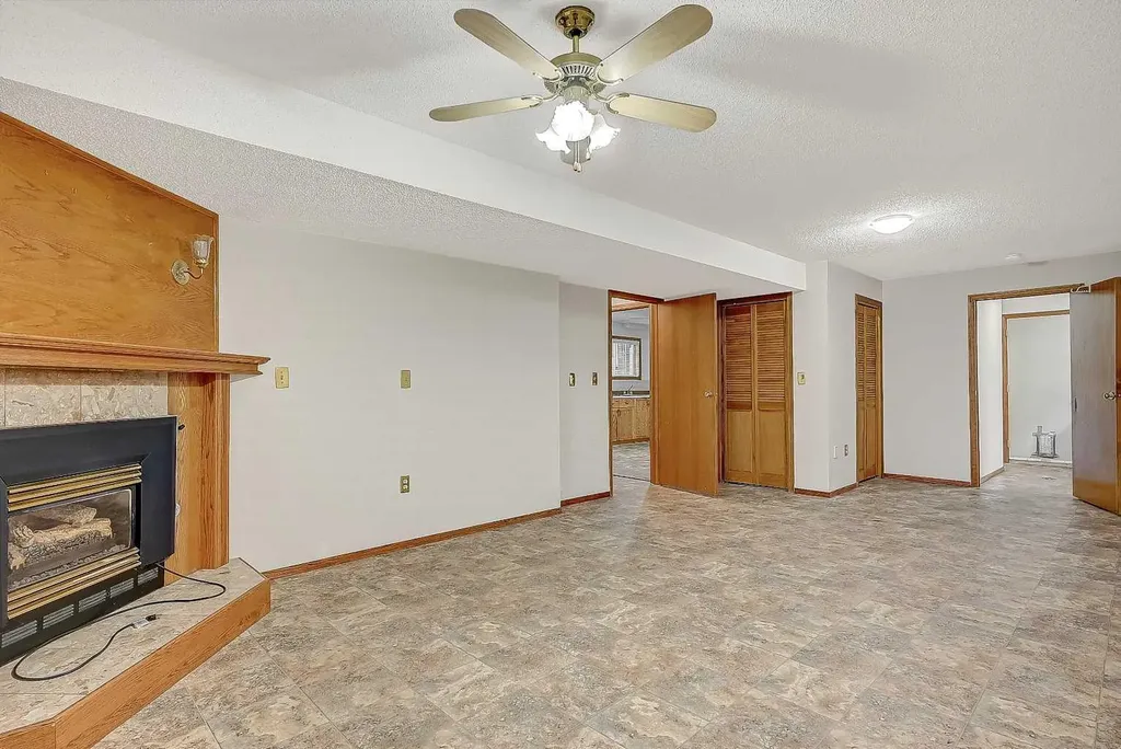 10315 Michaelis Boulevard Grande Prairie AB T8W 1Z1