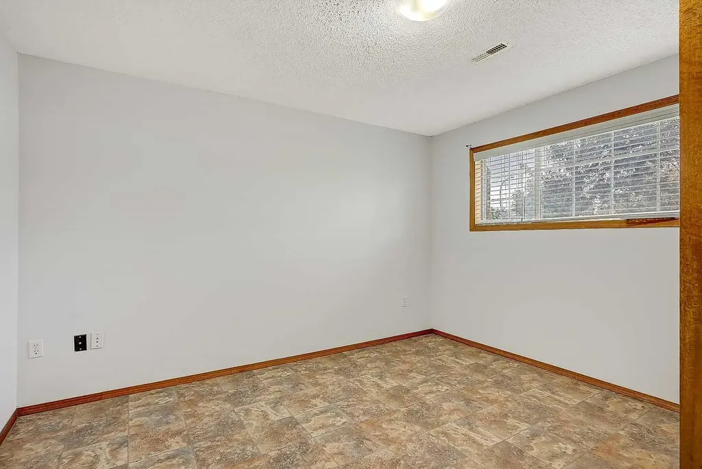 10315 Michaelis Boulevard Grande Prairie AB T8W 1Z1