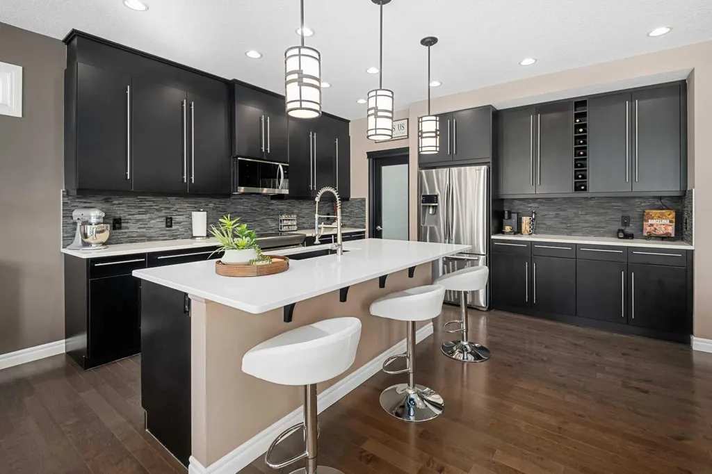 323 Nolan Hill Boulevard NW Calgary AB T3R 0P8
