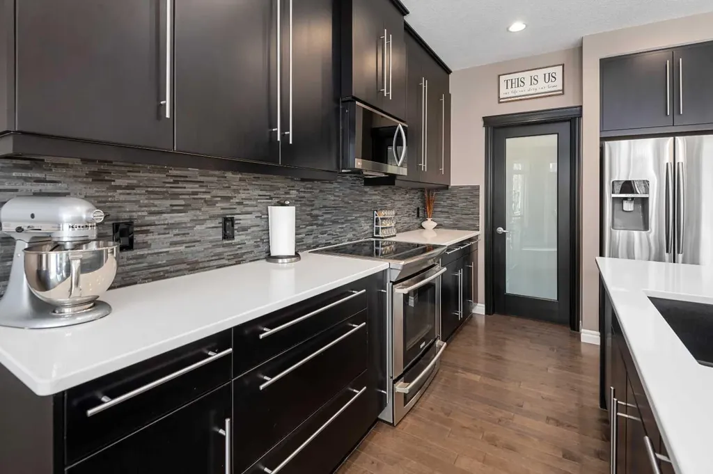 323 Nolan Hill Boulevard NW Calgary AB T3R 0P8