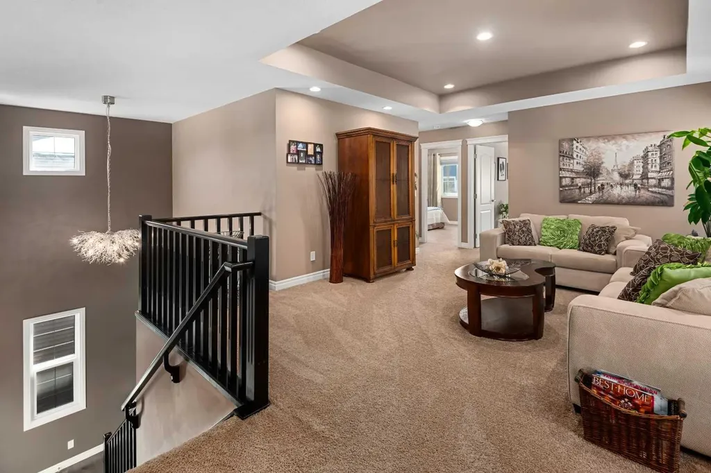 323 Nolan Hill Boulevard NW Calgary AB T3R 0P8