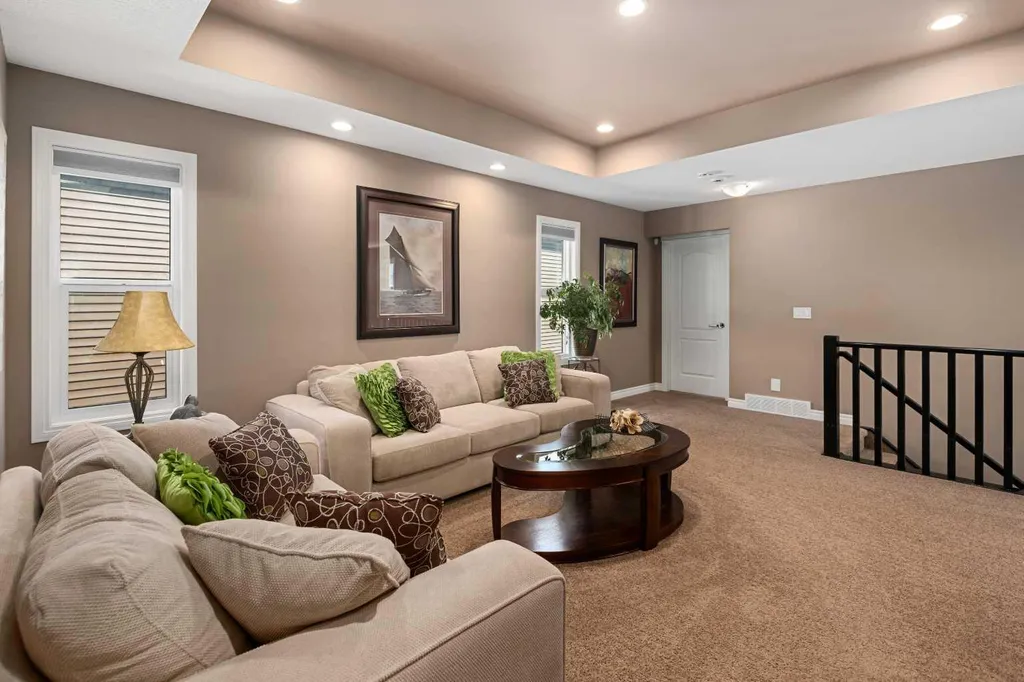 323 Nolan Hill Boulevard NW Calgary AB T3R 0P8