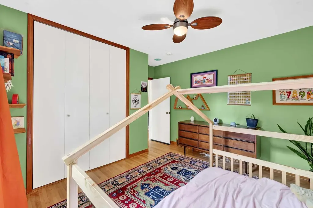 4911 43 Street SW Calgary AB T3E 3R2
