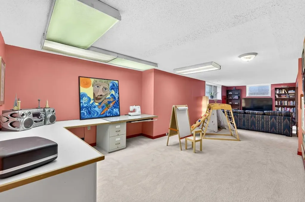 4911 43 Street SW Calgary AB T3E 3R2