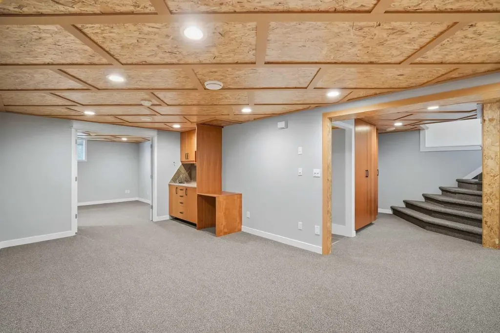 10012 Willowview Road SE Calgary AB T2J 1P4