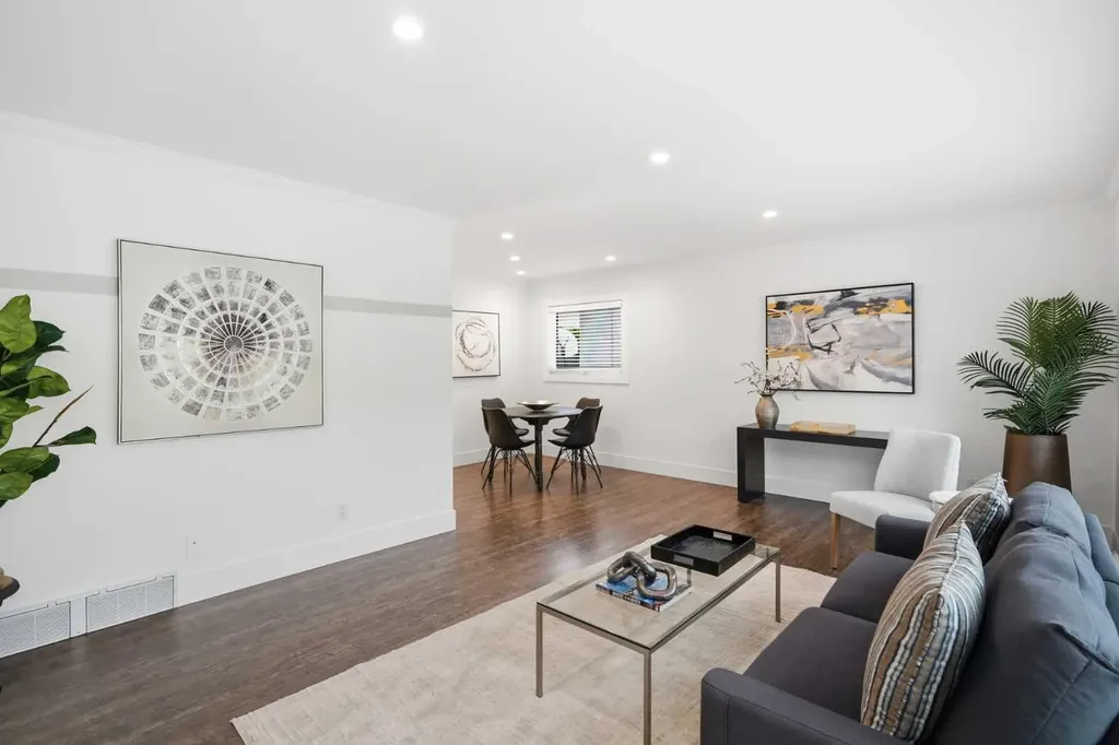 10012 Willowview Road SE Calgary AB T2J 1P4