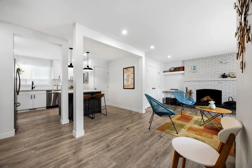723 75 Avenue SW Calgary AB T2V 0S4