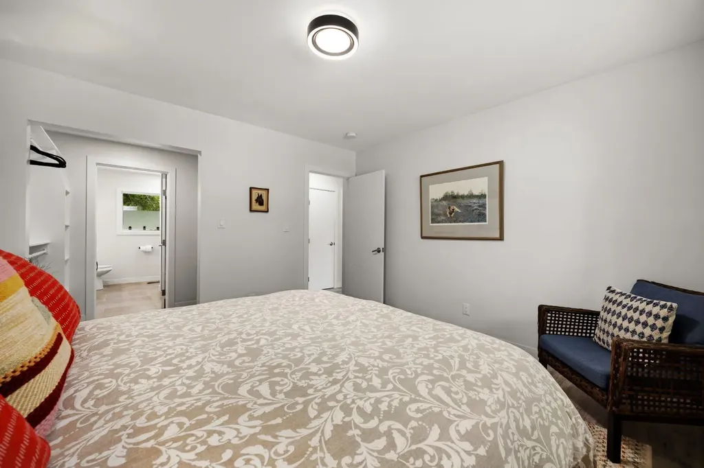 723 75 Avenue SW Calgary AB T2V 0S4