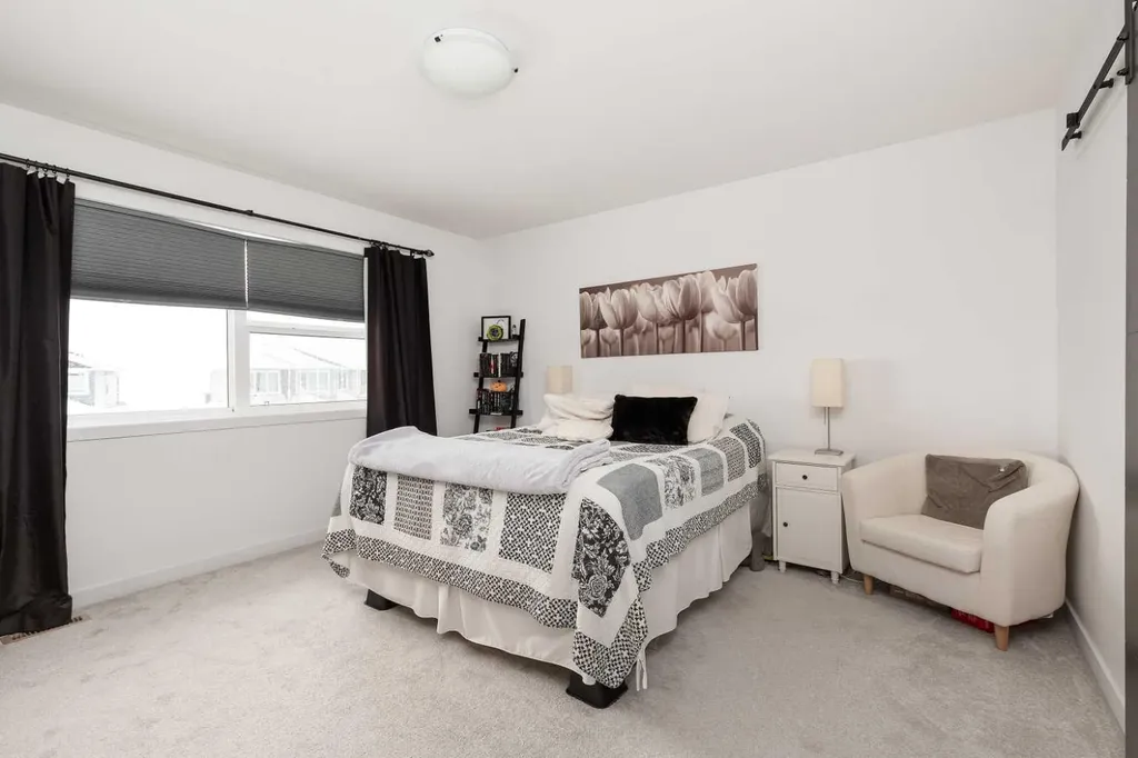 1219 Pacific Circle W Lethbridge AB T1J5V4