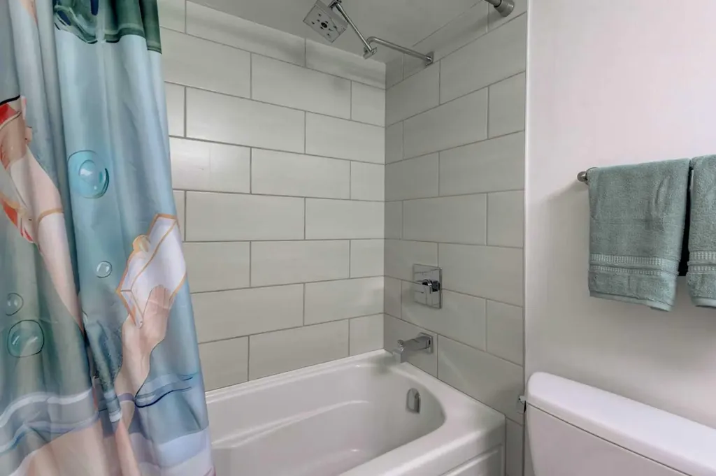 1027 Cameron Avenue SW Calgary AB T2T 0K3