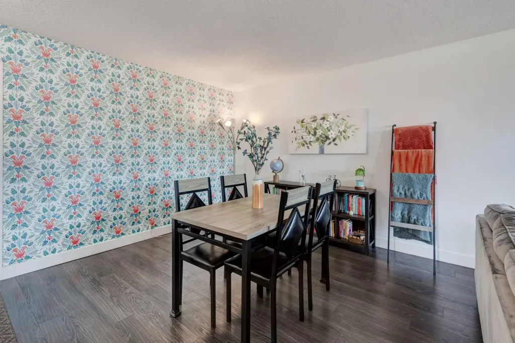 1027 Cameron Avenue SW Calgary AB T2T 0K3