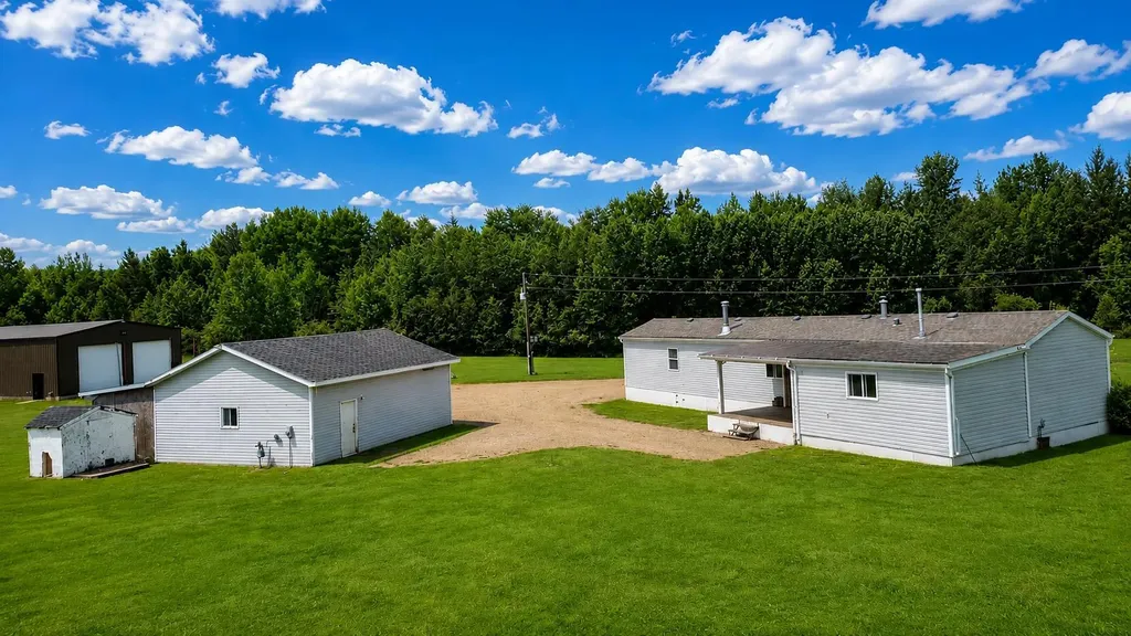 590043 Range Road 125 Rural Woodlands County AB T0E 2A0