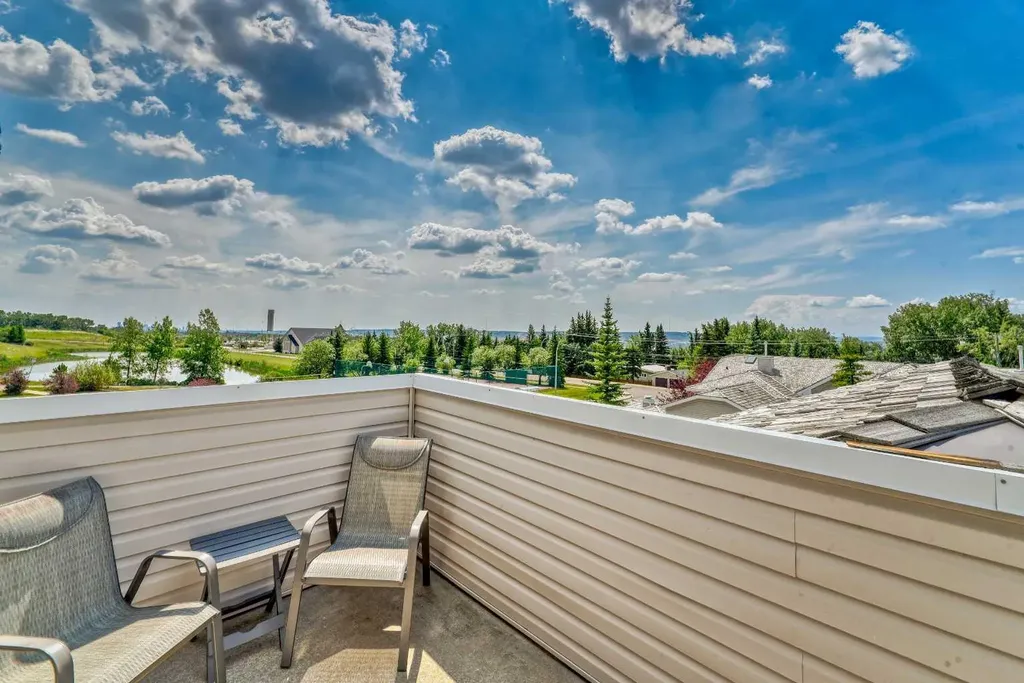 406 Rocky Vista Gardens NW Calgary AB T3G 5V1