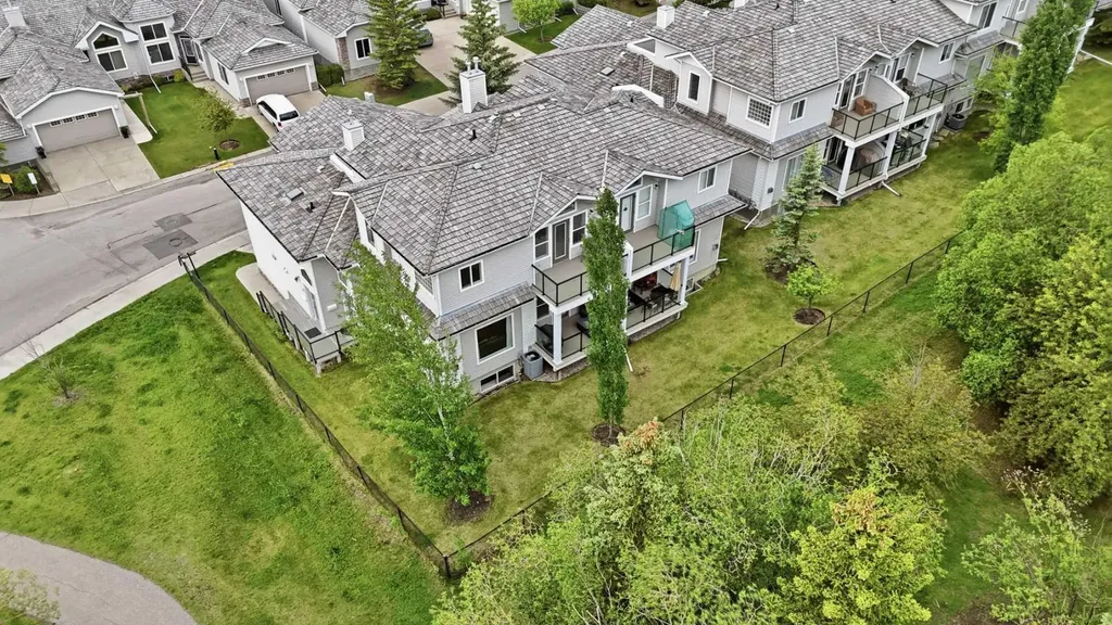 406 Rocky Vista Gardens NW Calgary AB T3G 5V1