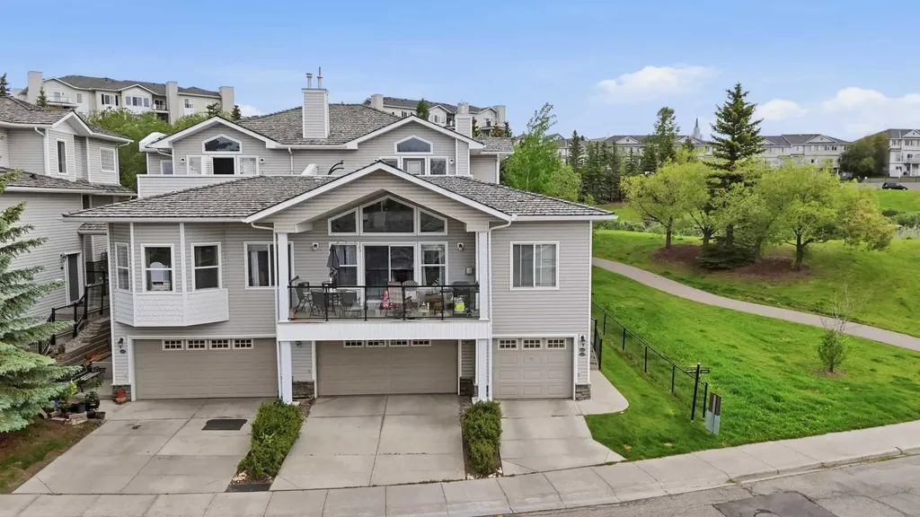 406 Rocky Vista Gardens NW Calgary AB T3G 5V1