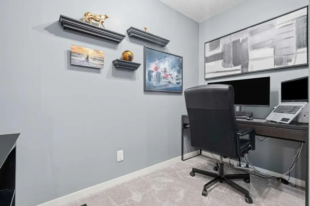 72 Masters Manor SE Calgary AB T3M 2R4