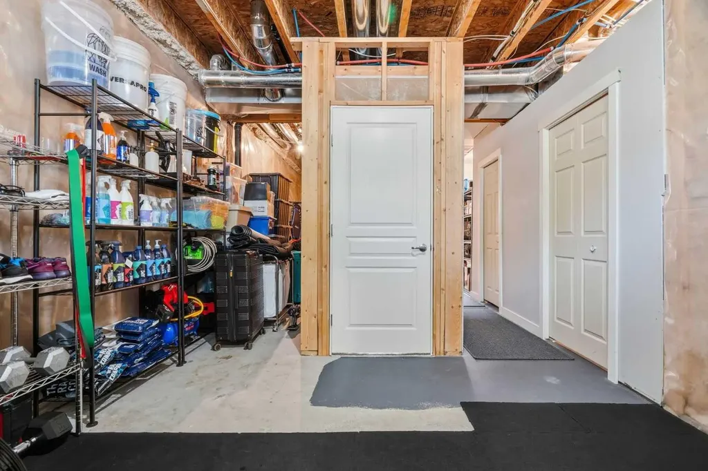 72 Masters Manor SE Calgary AB T3M 2R4