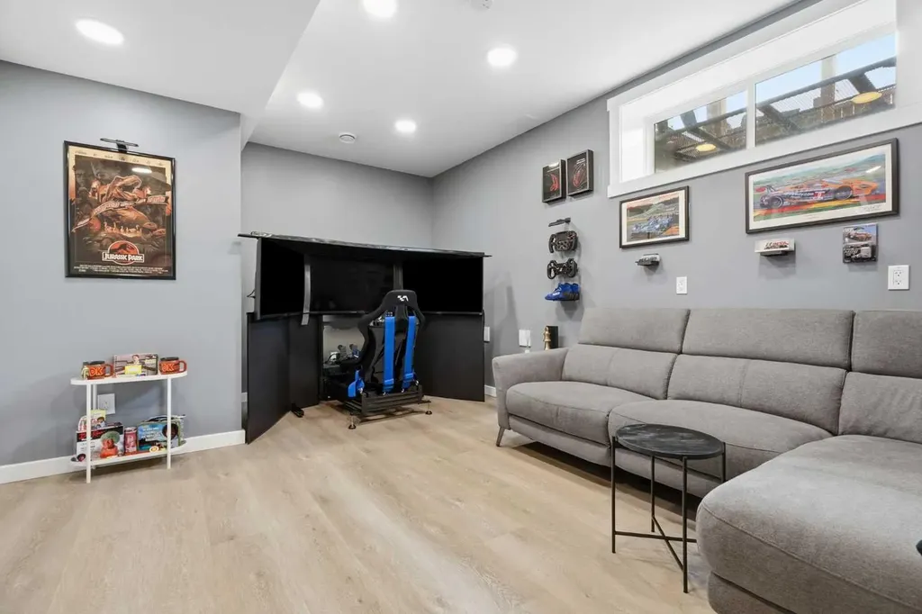 72 Masters Manor SE Calgary AB T3M 2R4