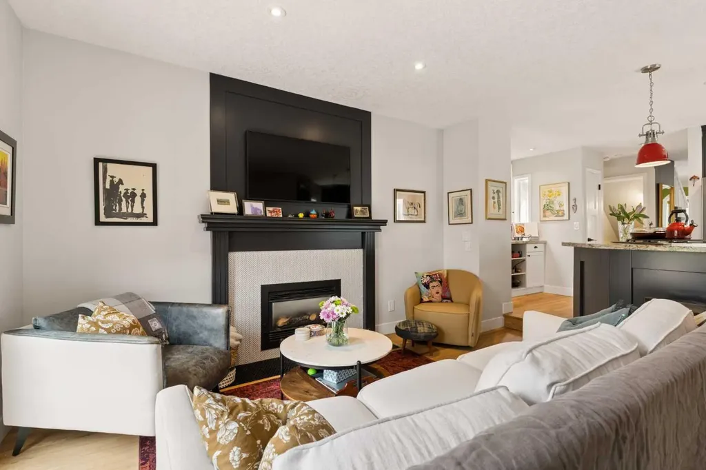 2235 27 Street SW Calgary AB T3E 2E9
