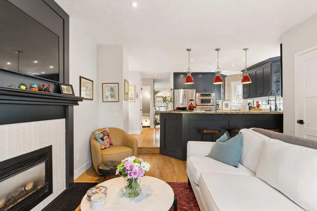 2235 27 Street SW Calgary AB T3E 2E9