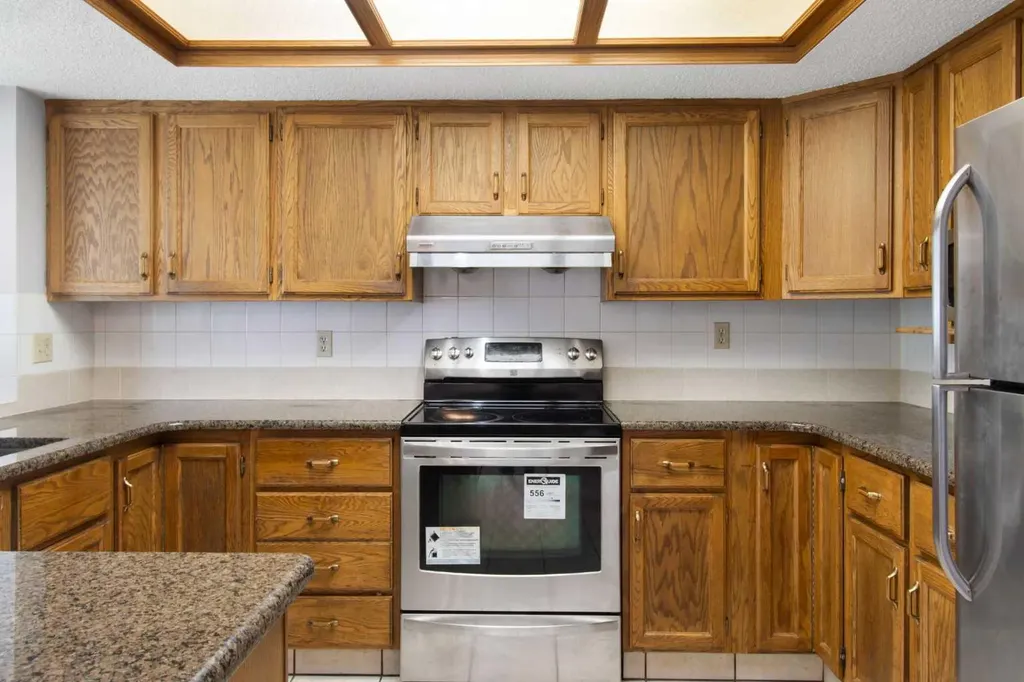 32 Del Rio Place NE Calgary AB T1Y 6N4