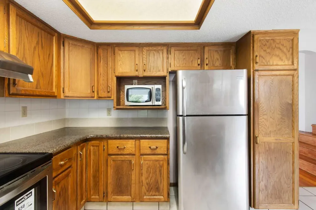 32 Del Rio Place NE Calgary AB T1Y 6N4