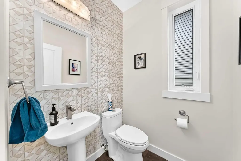 90 Evergreen Common SW Calgary AB T2Y 4N7