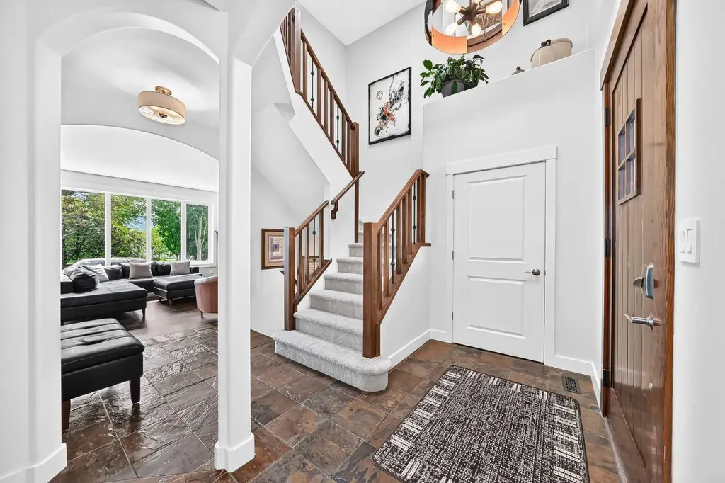 90 Evergreen Common SW Calgary AB T2Y 4N7