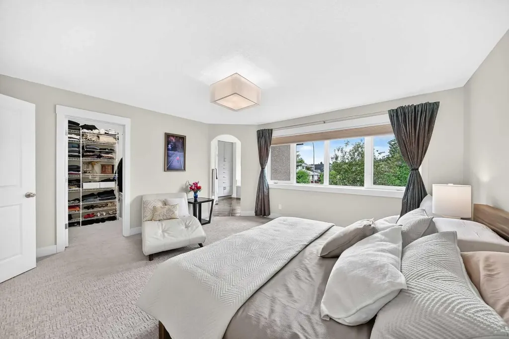 90 Evergreen Common SW Calgary AB T2Y 4N7