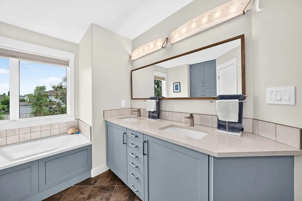 90 Evergreen Common SW Calgary AB T2Y 4N7