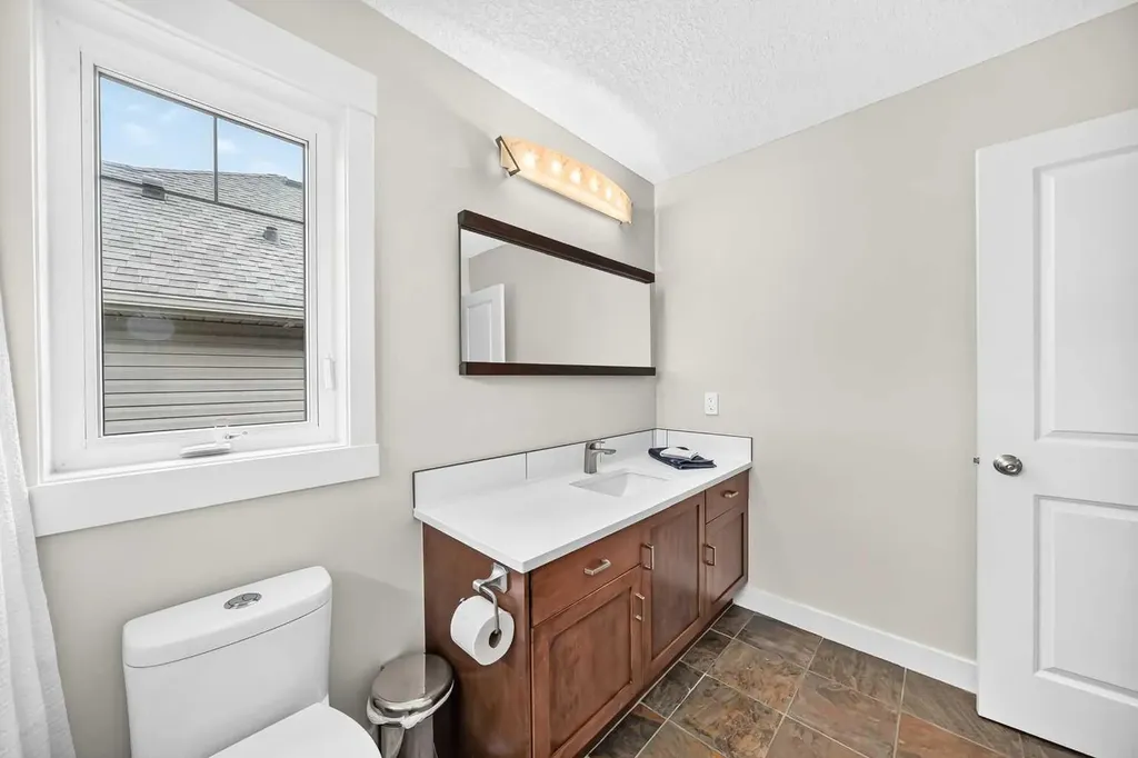 90 Evergreen Common SW Calgary AB T2Y 4N7