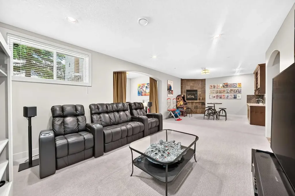 90 Evergreen Common SW Calgary AB T2Y 4N7