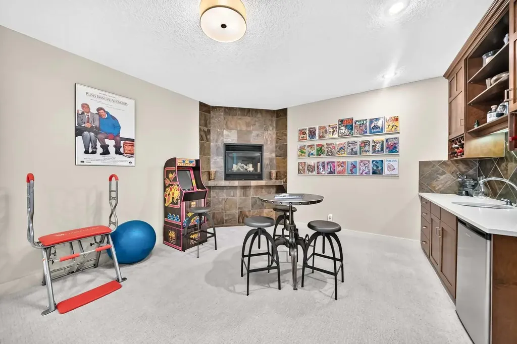 90 Evergreen Common SW Calgary AB T2Y 4N7