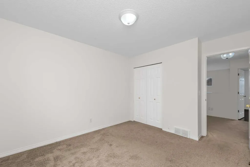 15 Martha's Haven Green NE Calgary AB T3J 3X6