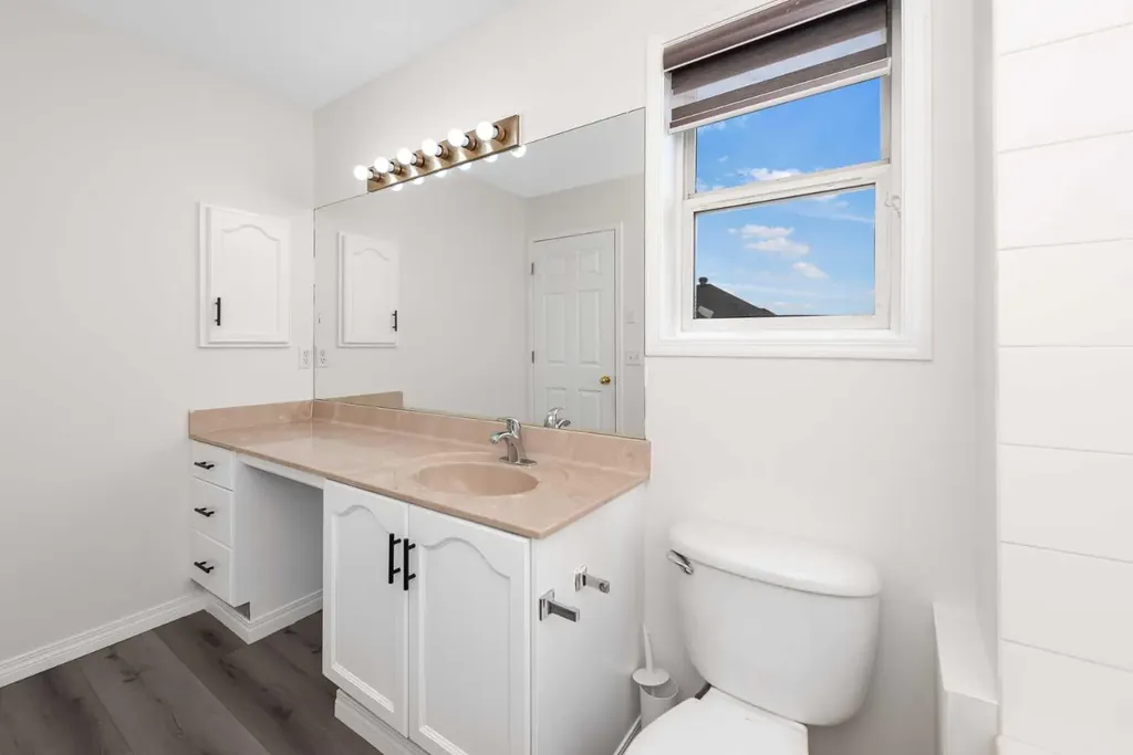 15 Martha's Haven Green NE Calgary AB T3J 3X6